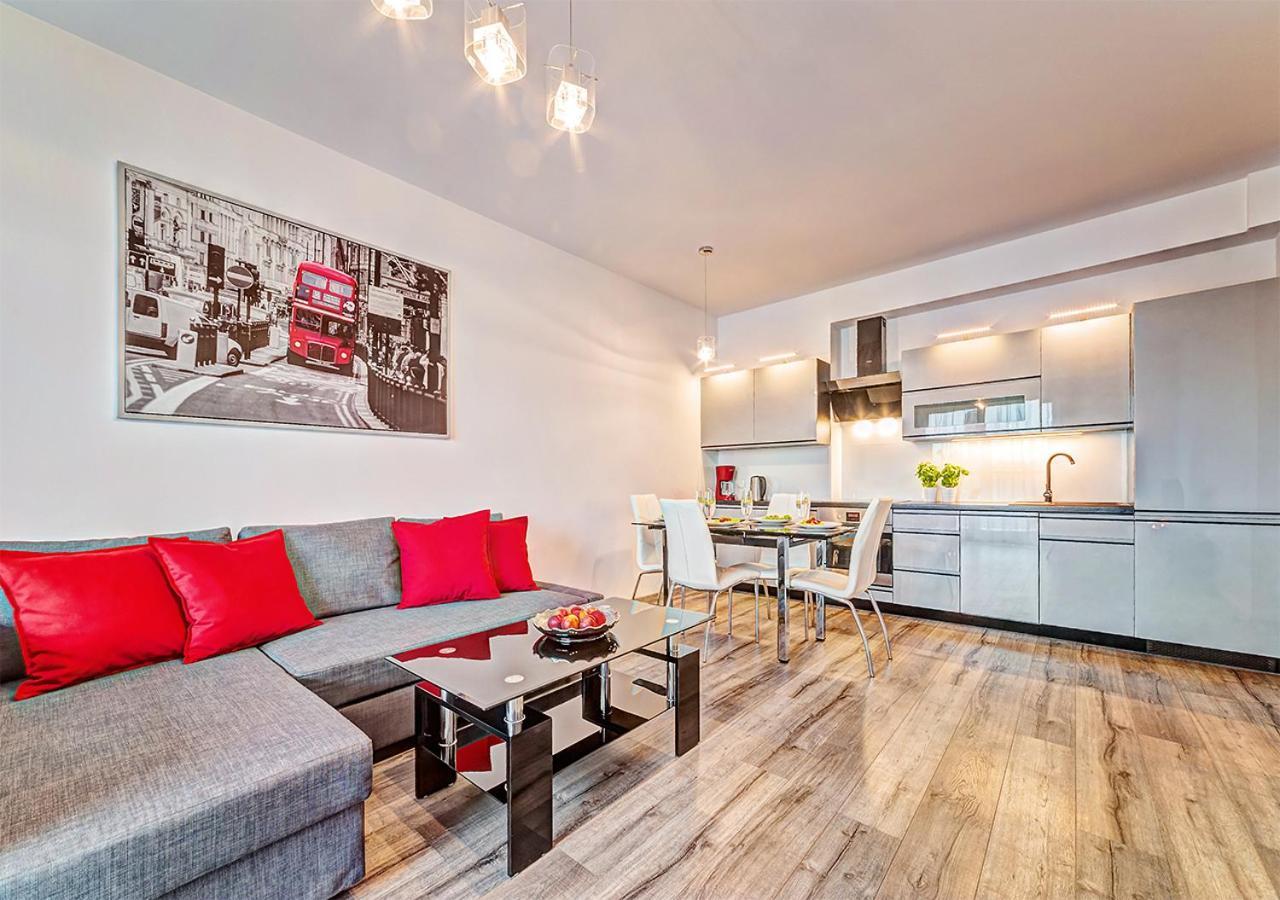 Apartamenty Homely Place Serce Poznania - Stary Rynek - Parking Exterior foto